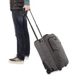 DAKINE Status 42L Roller Bag -Outdoor Equipment Shop media 27613.1677763047