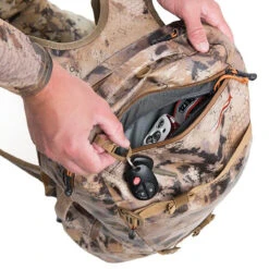 SITKA Full Choke Optifade Waterfowl Pack (40067-WL-OSFA) -Outdoor Equipment Shop media 44674.1677849035